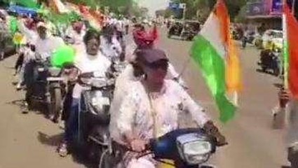 गुना: पटवारियों ने विरोध प्रदर्शन कर निकाली बाइक रैली तिरंगा यात्रा, सरकार को दिया ज्ञापन