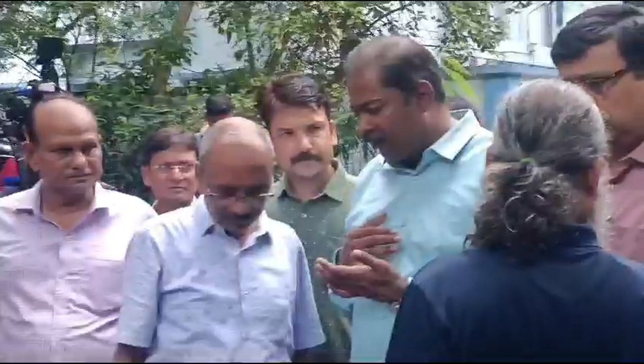 যাদবপুরের নিরাপত্তা রক্ষায় ইসরো, বিশ্ববিদ্যালয় ঘুরে কী দেখলেন প্রতিনিধিরা?  | Oneindia Bengali