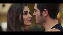 Bambaşka Biri ❤️ (Otra Persona). 2º Trailer Capítulo 1. ❤️ Hande Erçel ❤️ Burak Deniz. Se estrena el 11 de septiembre de 2023. ¡AQUÍ MUY PRONTO!