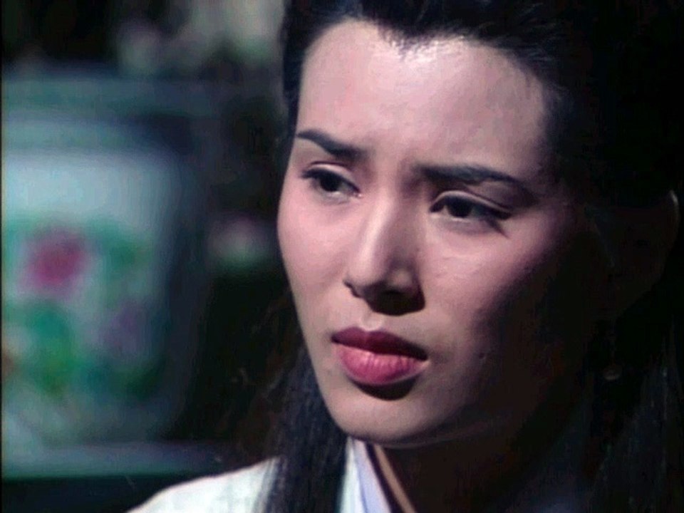 The Return of the Condor Heroes 95 in slow motion 神鵰俠侶 李若彤版 小龍女為自己的遭遇委屈地哭了  Little Dragon Girl cried aggrievedly for what happened to her