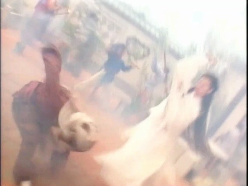 The Return of the Condor Heroes 95 in slow motion 神鵰俠侶 李若彤版 小龍女與蒙古三傑大戰  Little Dragon Girl and the Mongolian Three Heroes