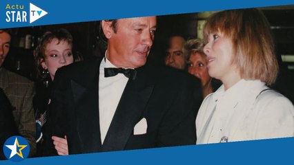 PHOTO Mort de Mireille Darc  son empreinte laissée à tout jamais à Douchy, maison d'Alain Delon