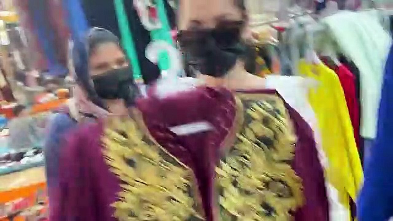 HANIA_CHALI_ITWAAR_BAZAAR_|_HANIA_|_VLOG_14