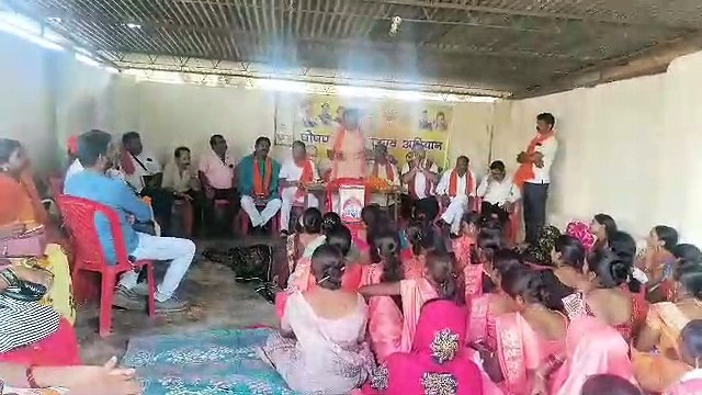 घोषणा पत्र समिति के संयोजक विजय बघेल ने पाली तानाखार का किया दौरा