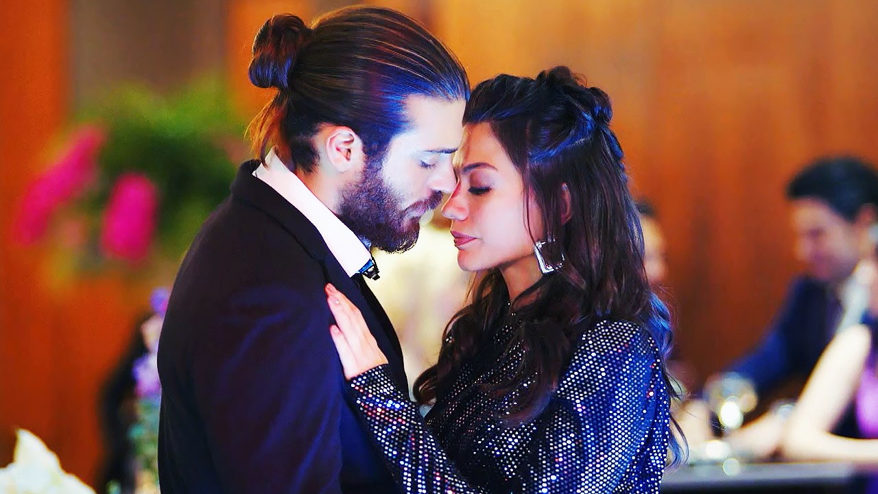 Pájaro soñador - Capitulo 123 (Audio Español) | Erkenci Kuş