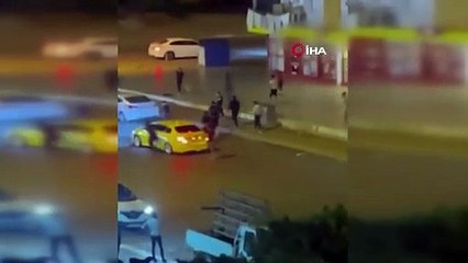 Antalya'da Yabancı Uyruklu Gruplar Arasında Kavga: Savaş Meydanını Arattı