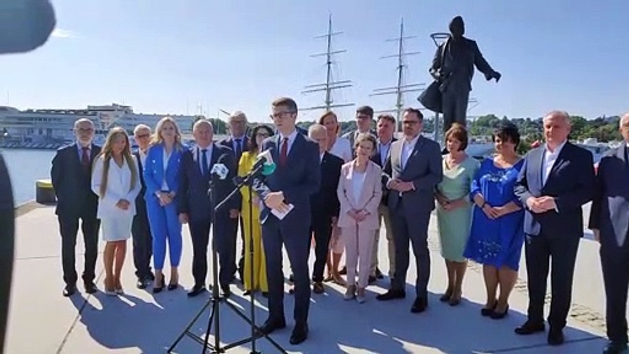 Prezentacja list wyborczych Prawa i Sprawiedliwości w Gdyni i Słupsku / Dziennik Bałtycki