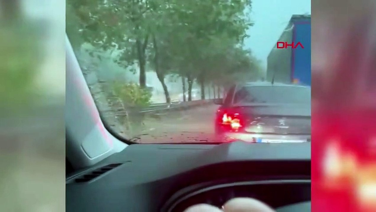 DE FORTES PLUIES PROVOQUENT DES INONDATIONS À SAMSUN