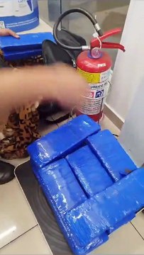 PM prende jovem e apreende 20 quilos de maconha na rodoviária de Umuarama -