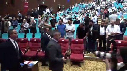 Bakan Tekin: İmam hatip okullarını dünyaya sunma vakti geldi