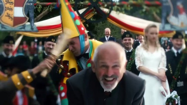 Un si charmant village Bande-annonce (EN)