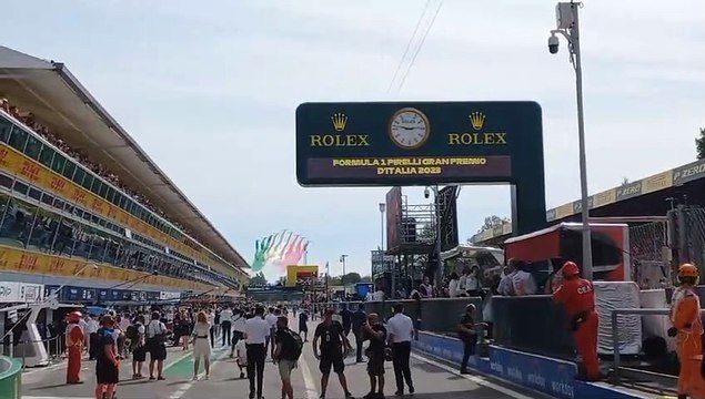 Gran Premio Monza 2023, le Frecce Tricolori sorvolano l'autodromo