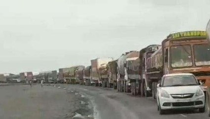 కడప జిల్లా: ముద్దునూరు వద్ద భారీ ట్రాఫిక్... మూడు గంటల పాటు నరకం