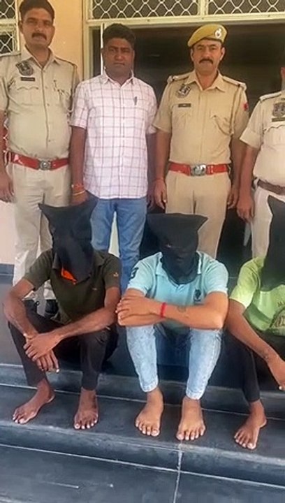 किराए पर ऑटो लेकर चालक से मारपीट कर ऑटो लूटने वाले बदमाशों को दबोचा