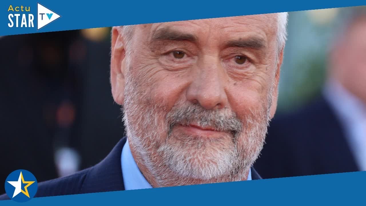 Luc Besson apaisé avec sa femme Virginie et leurs enfants  le réalisateur en famille au Festival de