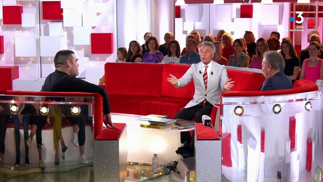 “On a beaucoup échangé” : Matthieu Lartot soutenu par Michel Drucker après son amputation, il se confie dans Vivement Dimanche