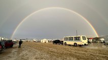 Un muerto y miles de personas quedaron atrapadas en el desierto de Black Rock en el festival ‘Burning Man’