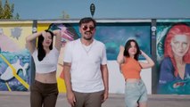 Çılgın Dondurmacı - Enti Mahzouza (Official Music Video) انتي محظوظة