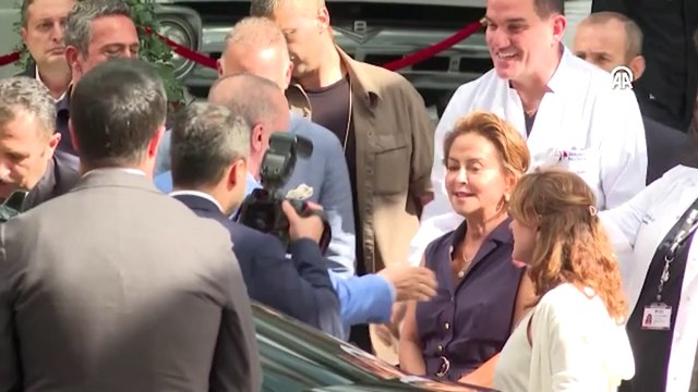 Erdoğan, Sabancı çiftini ziyaret etti