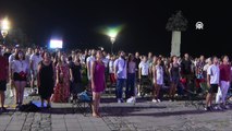 Türkiye nefesini tuttu: Meydanlar Filenin Sultanları için doldu