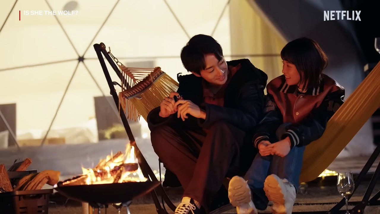 Is She the Wolf S01