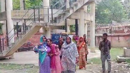 लखीमपुर: मॉर्निंग वॉक के लिए निकले बुजुर्ग को सांड ने पटक -पटक कर उतारा मौत के घाट