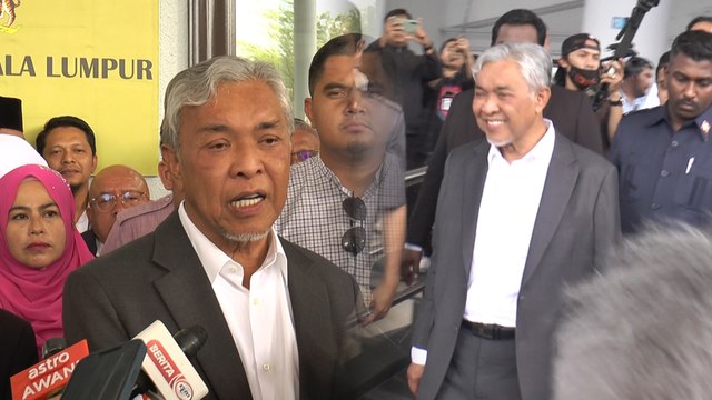 Wajah ceria TPM, akhirnya Zahid Hamidi lepas tanpa bebas kes rasuah dan pecah amanah