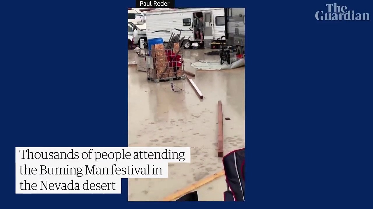 Etats-Unis: Un mort au festival américain Burning Man, en plein désert du Nevada - Des milliers de personnes encore embourbées après de fortes pluies - VIDEO