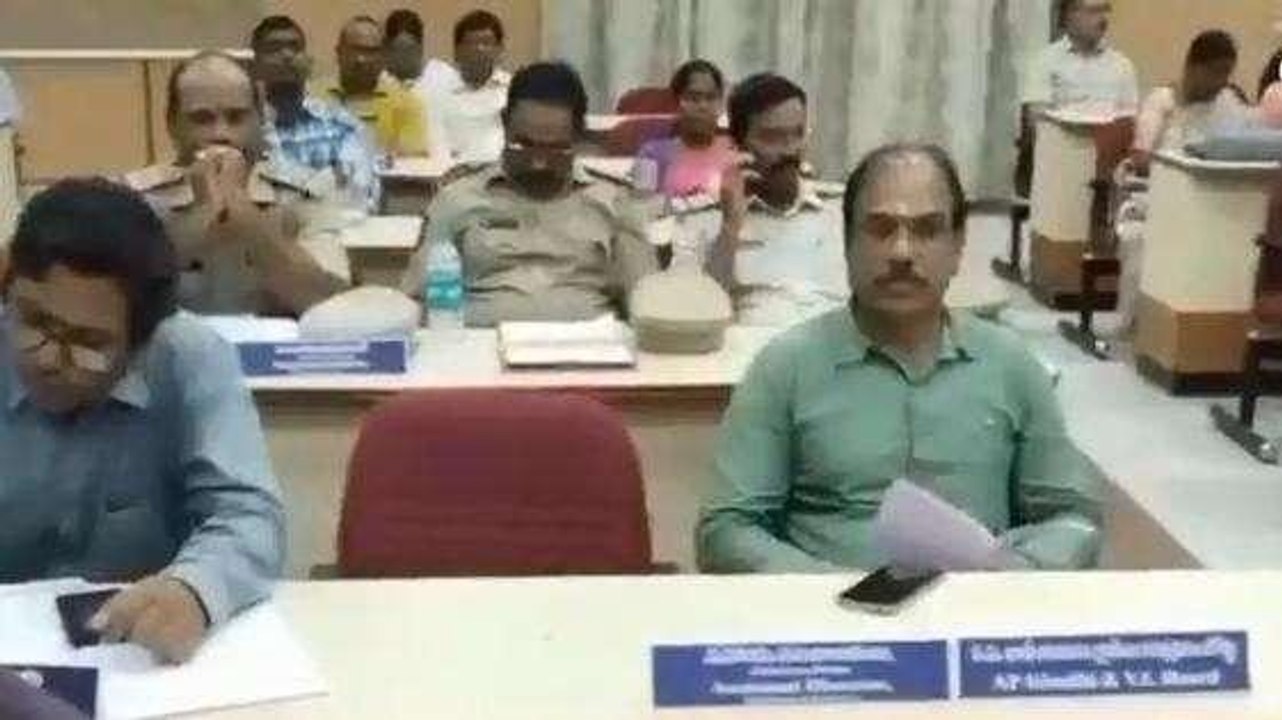 శ్రీకాకుళం జిల్లా: 1902కి కాల్ చేయండి... కలెక్ట...