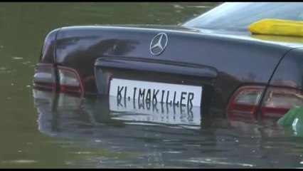 Le auto colano a picco, blitz Greenpeace alla IAA Mobility in Germania