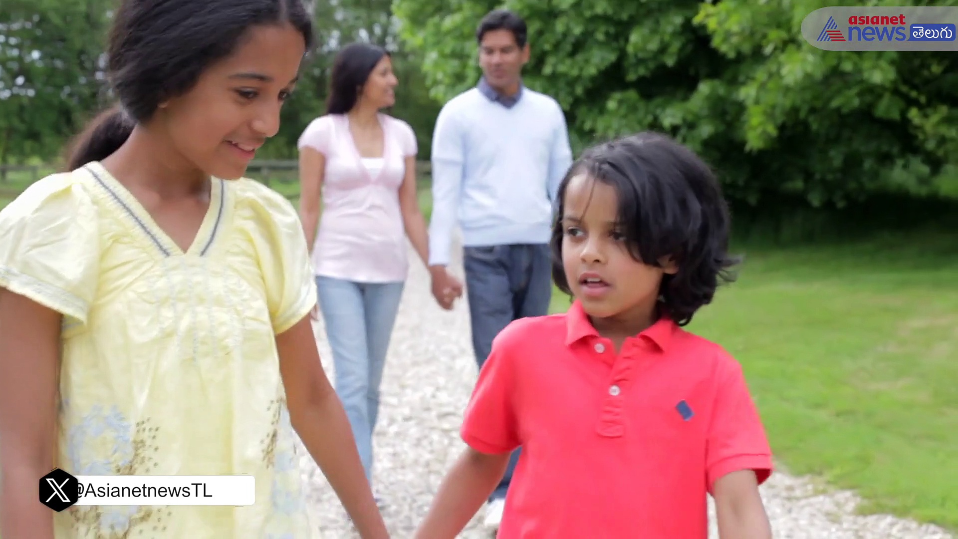 చిన్న చిన్న మొత్తాల పెట్టుబడితోనే మీ పిల్లలను సూపర్ రిచ్ చేయండి...ఎలాగో ఈ వీడియో చూసి తెలుసుకోండి...