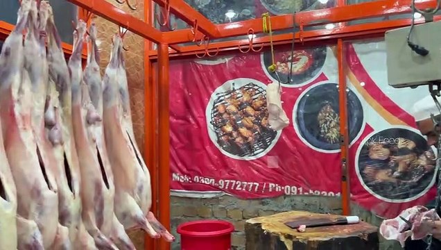 Mutton karahi - Mutton Tikka - Namkeen Rosh - Dum pukht - Zaiqa restaurant ring road peshawar