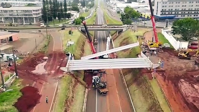 Grande obra de engenharia do novo viaduto avança com instalação de vigas sobre a BR-277