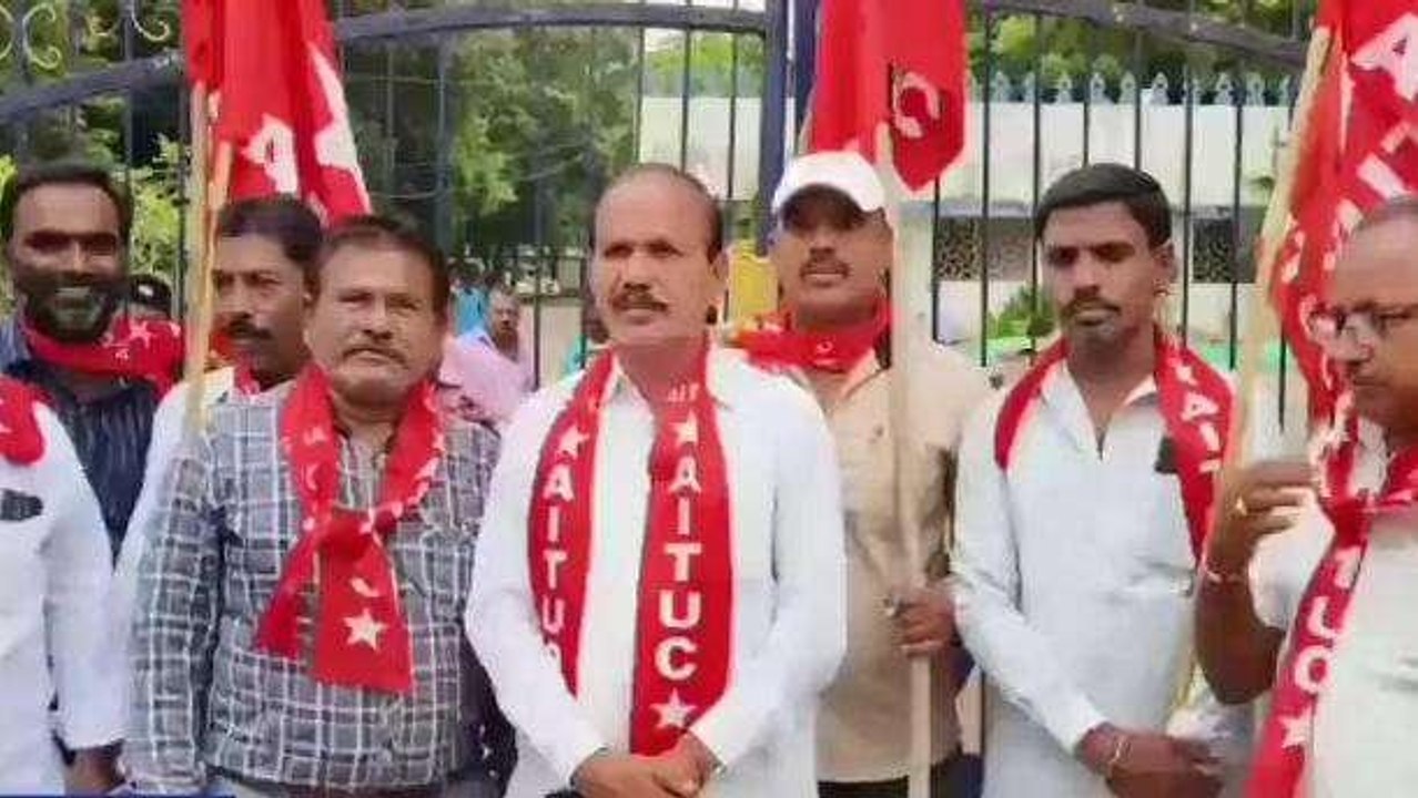 మంచిర్యాల: కార్మికులకు ఏరియర్స్, లాభాల వాటా ఒకేసారి చెల్లించాలి