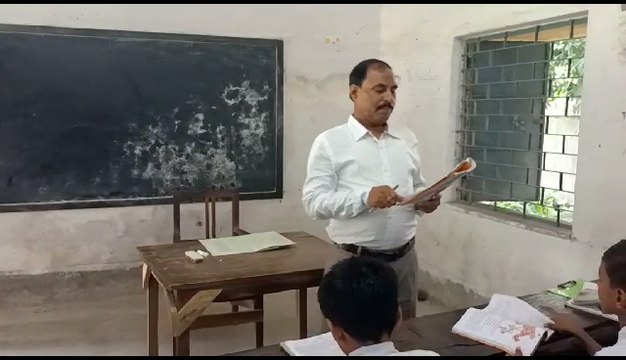 ‘শিক্ষারত্ন’ পুরস্কার পাচ্ছেন কাঁকসার শিক্ষক সুকুমার রুইদাস | Oneindia Bengali