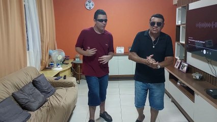 Luís Henrique e Vovô Valdivino Dançando Feels Like a Party