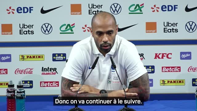 Espoirs - Henry ouvre la porte à Mathys Tel