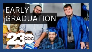 Dying father watches son graduate 2 years early