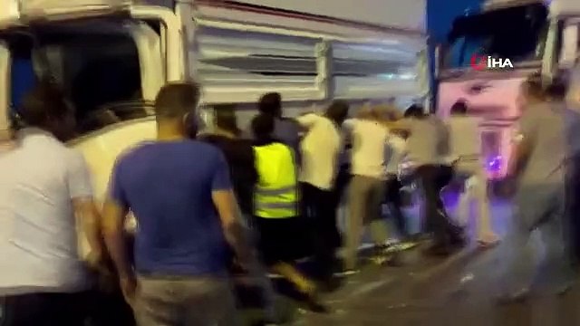 TEM Otoyolu Çatalca Mevkii'nde zincirleme kaza: Ölü ve yaralılar var