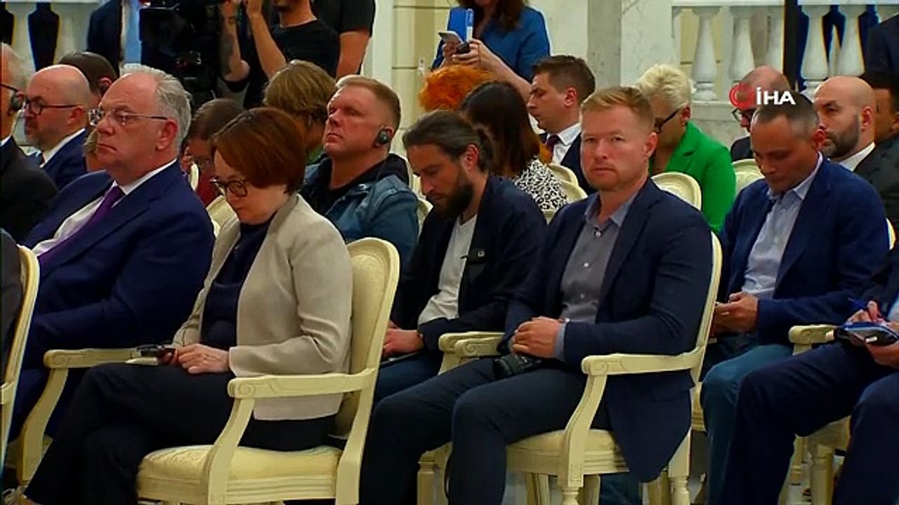 Cumhurbaşkanı Erdoğan: "Rusya'dan gelecek tahılı, un şeklinde fakir Afrika ülkelerine gönderme konusunda mutabık kaldık"