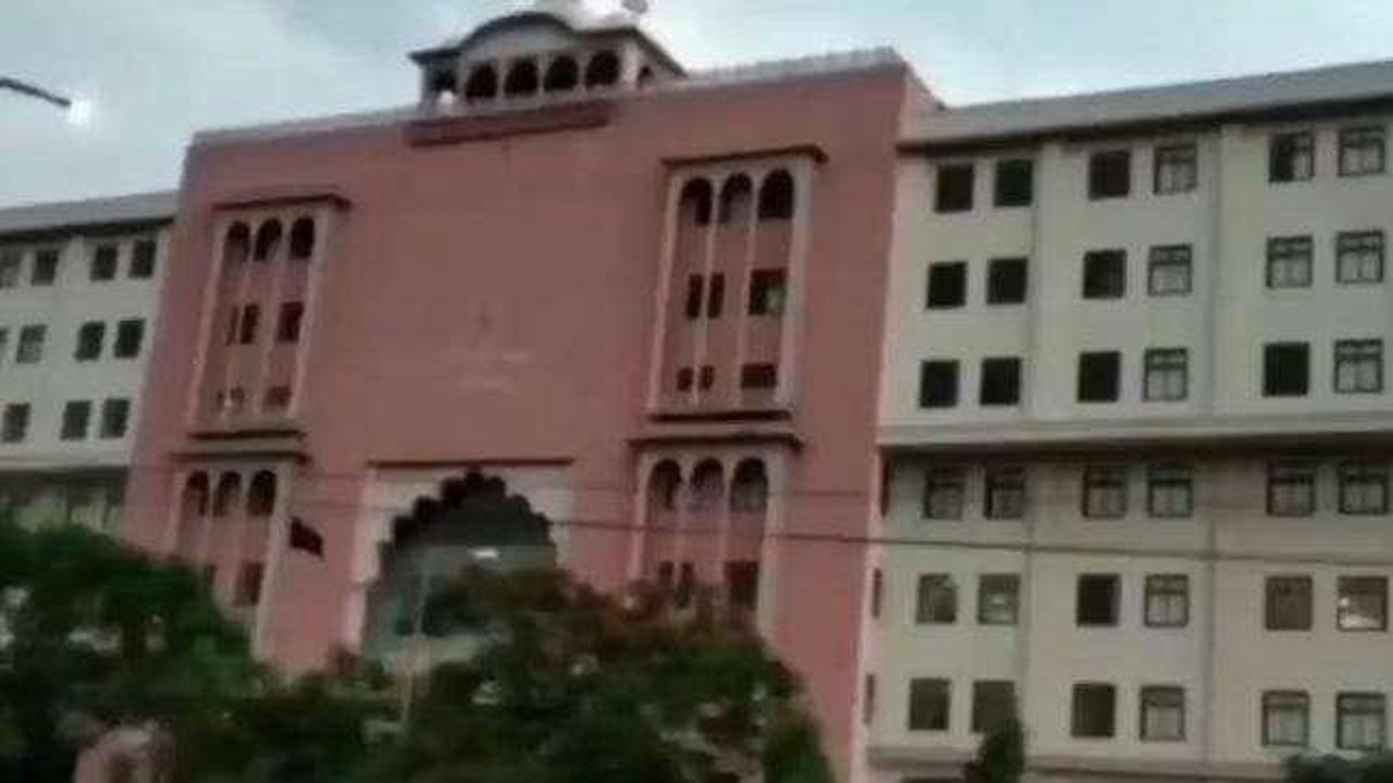 जयपुर: शादी का झांसा देकर गर्लफ्रेंड से रेप, बच्चा होने पर किया शादी से मना, देखिए खबर