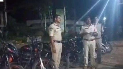 శ్రీకాకుళం జిల్లా: 14 బైక్ లు సీజ్.. 10 మందిపై కేసులు