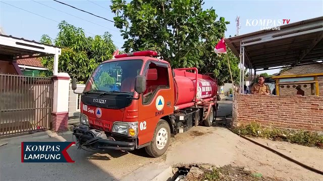 BPBD Salurkan Air Bersih pada Warga Terdampak Kekeringan Dampak El Nino