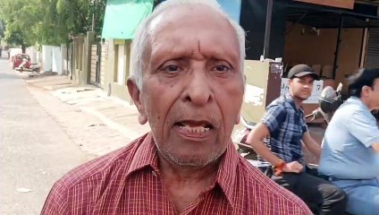 शहरी सीलिंग से पीड़ित दयानगर कॉलोनी के बुजुर्गों का दर्द