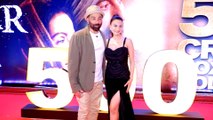 Sunny Deol, Ameesha Patel Celebrate As Gadar 2 Enters 500 Cr Club