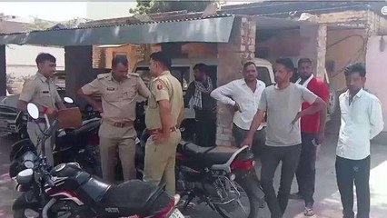 चूरू: पेड़ से लटका मिला युवक का शव, मची सनसनी, पुलिस पहुँची मौके पर