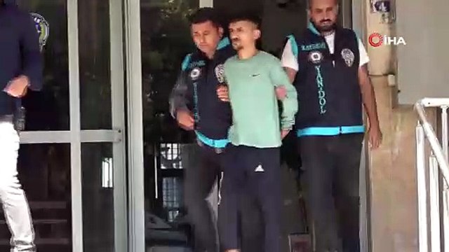 Sahte altınla alışveriş yapıp 24 kişiyi dolandırdı