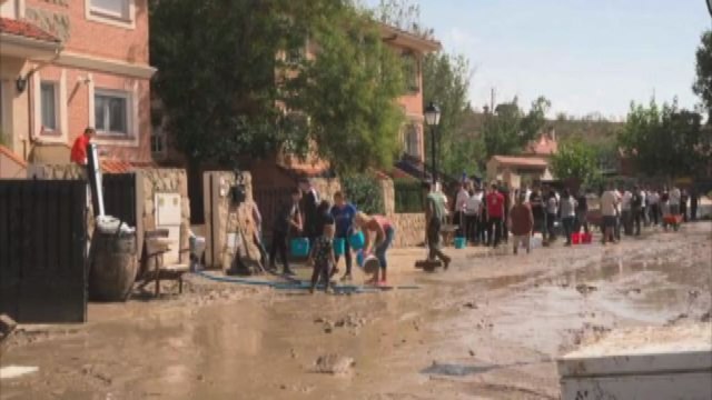 La Spagna fa la conta dei danni delle alluvioni, 3 morti e 3 dispersi