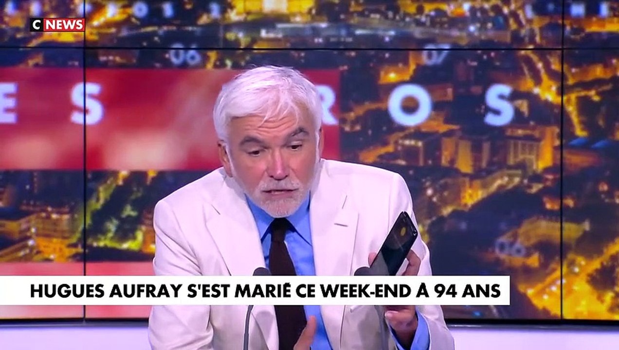 "Je n'ai jamais dit ça" : Pascal Praud et Huges Aufray démentent sur CNews leur information sur Renaud dévoilée sur Europe 1