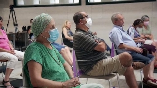 Pacientes con mieloma múltiple participan en una actividad física para visibilizar la enfermedad